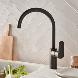 Robinet cuisine July+ col de cygne et orientable noir mat