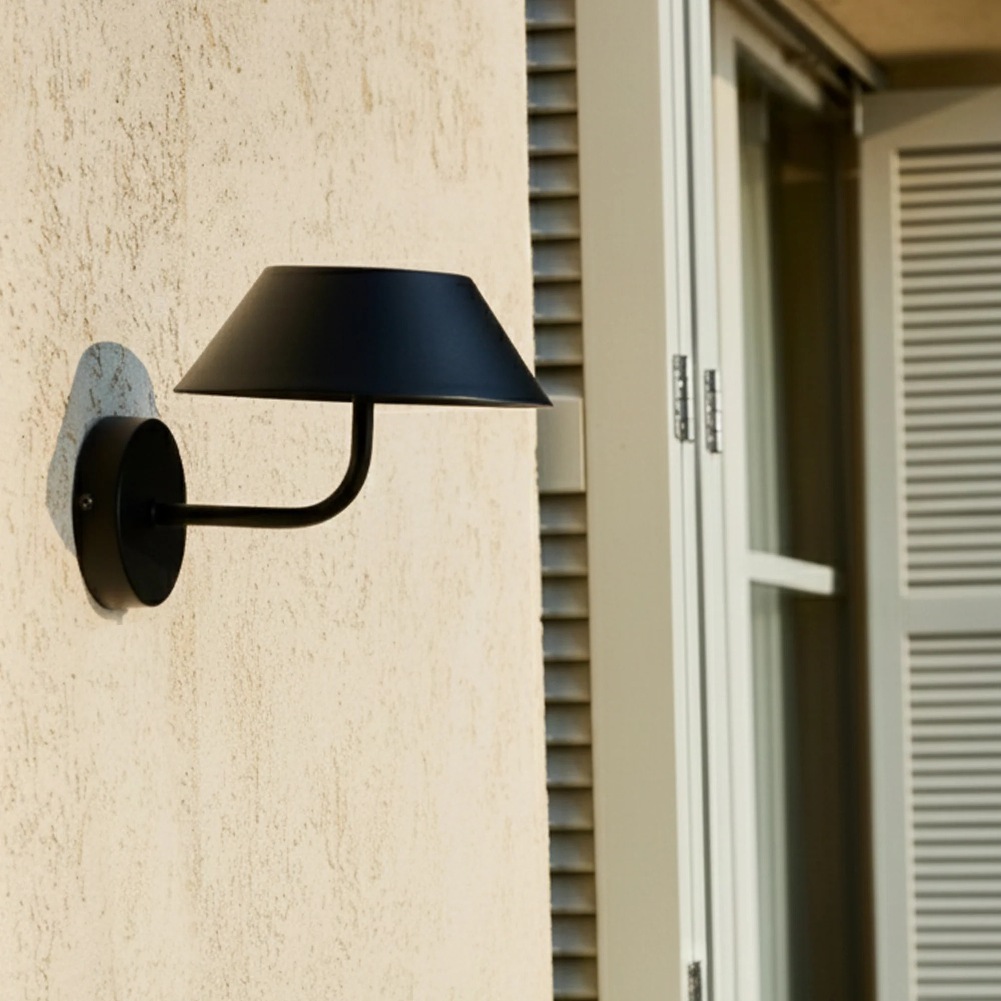 Applique murale solaire NERIO 100LM