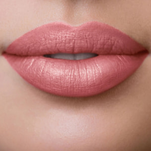 LIP SHOT Rossetto satinato dalla texture leggera ed avvolgente