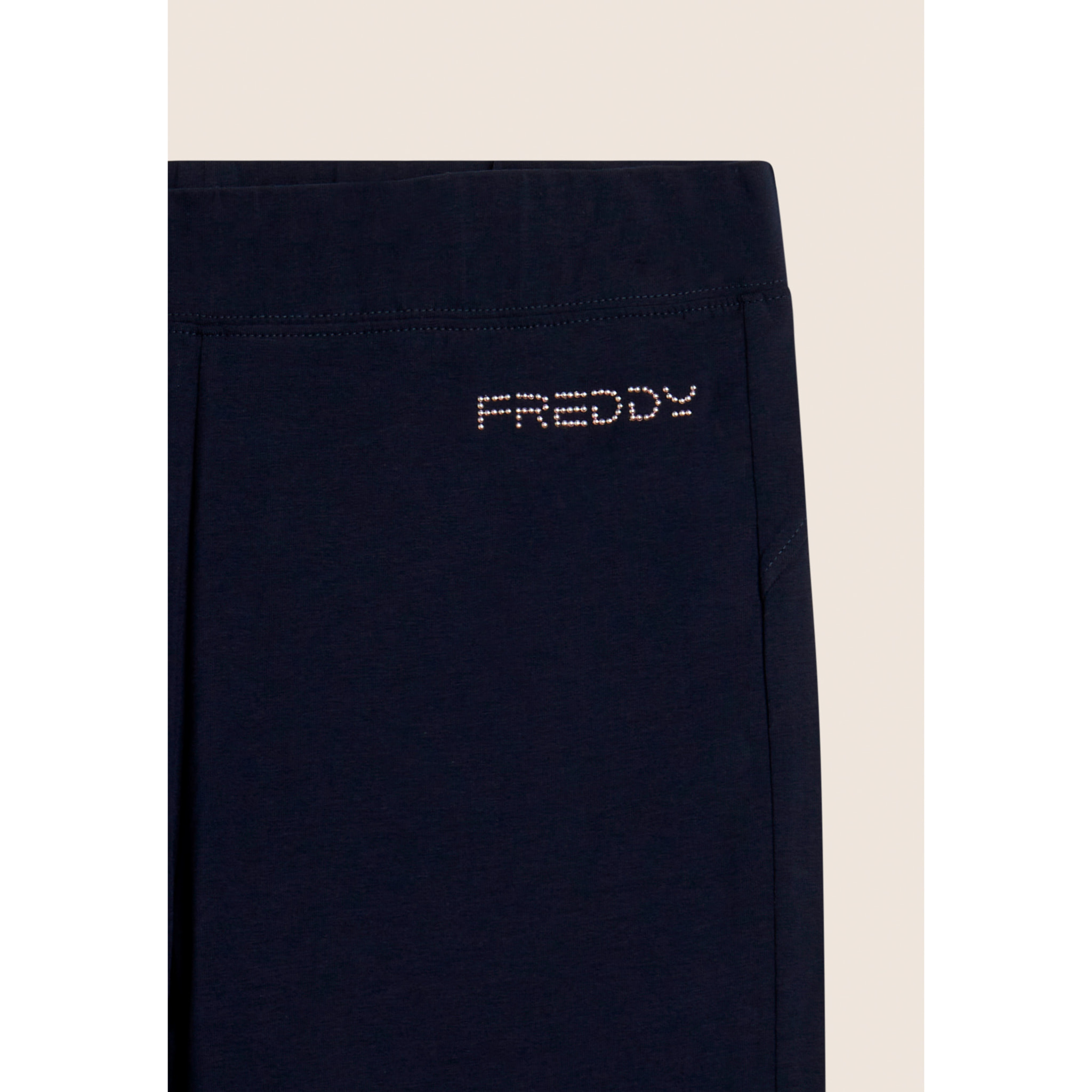 Leggings Aderenti con Fondo a Zampa e Vita Regular