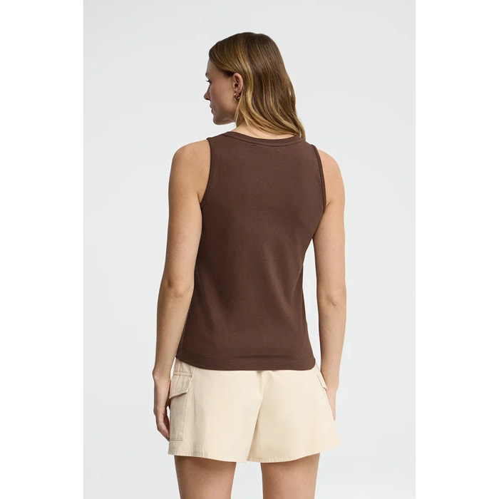 Camiseta sin mangas color chocolate de corte slim con bordado Rigby Go