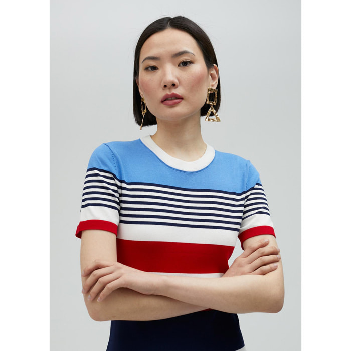 Vestito in maglia a maniche corte