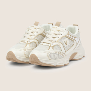 Sneakers in mesh e similpelle con profili a contrasto
