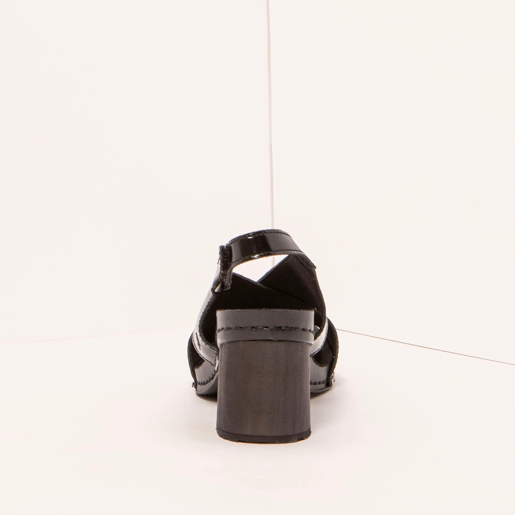 Sandalias con tacón 1878 NAPPA SHINNY BLACK/ I WISH color Black