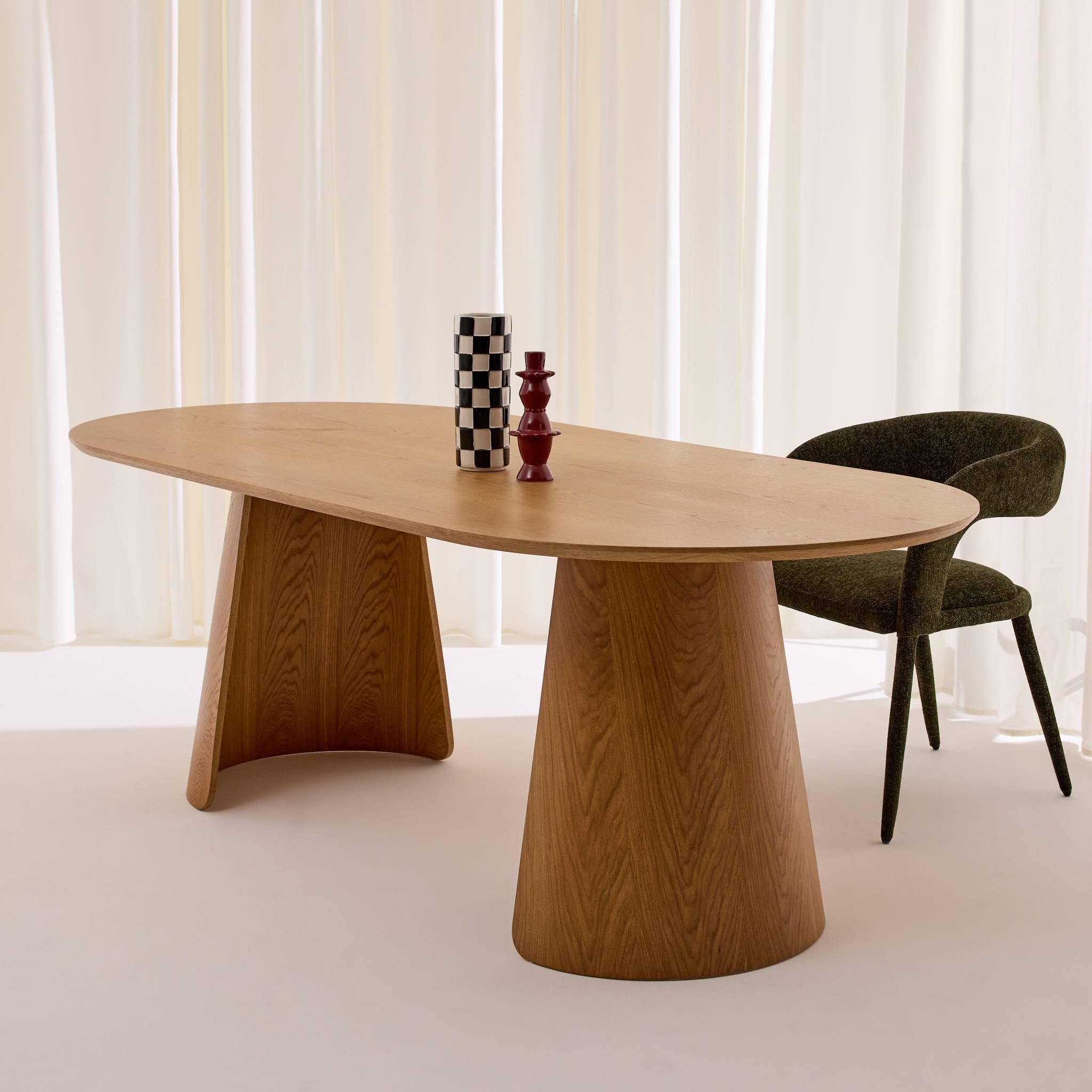 Table à manger oblongue décor bois 8 places MATHILDE