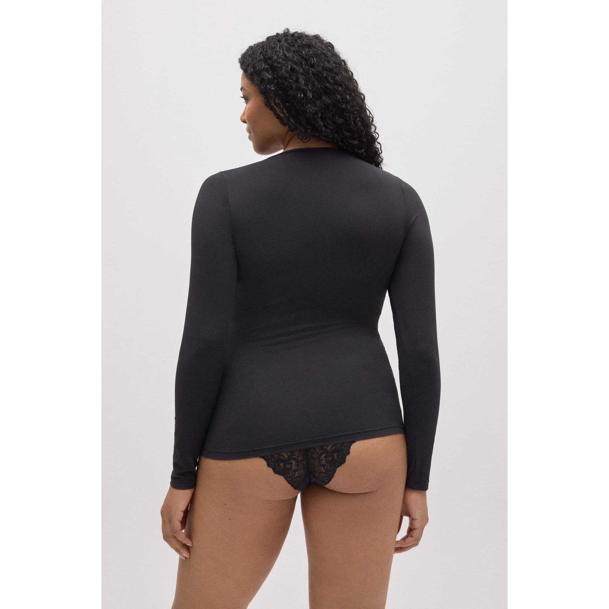 T-shirt elasticizzata a maniche lunghe con pizzo nero