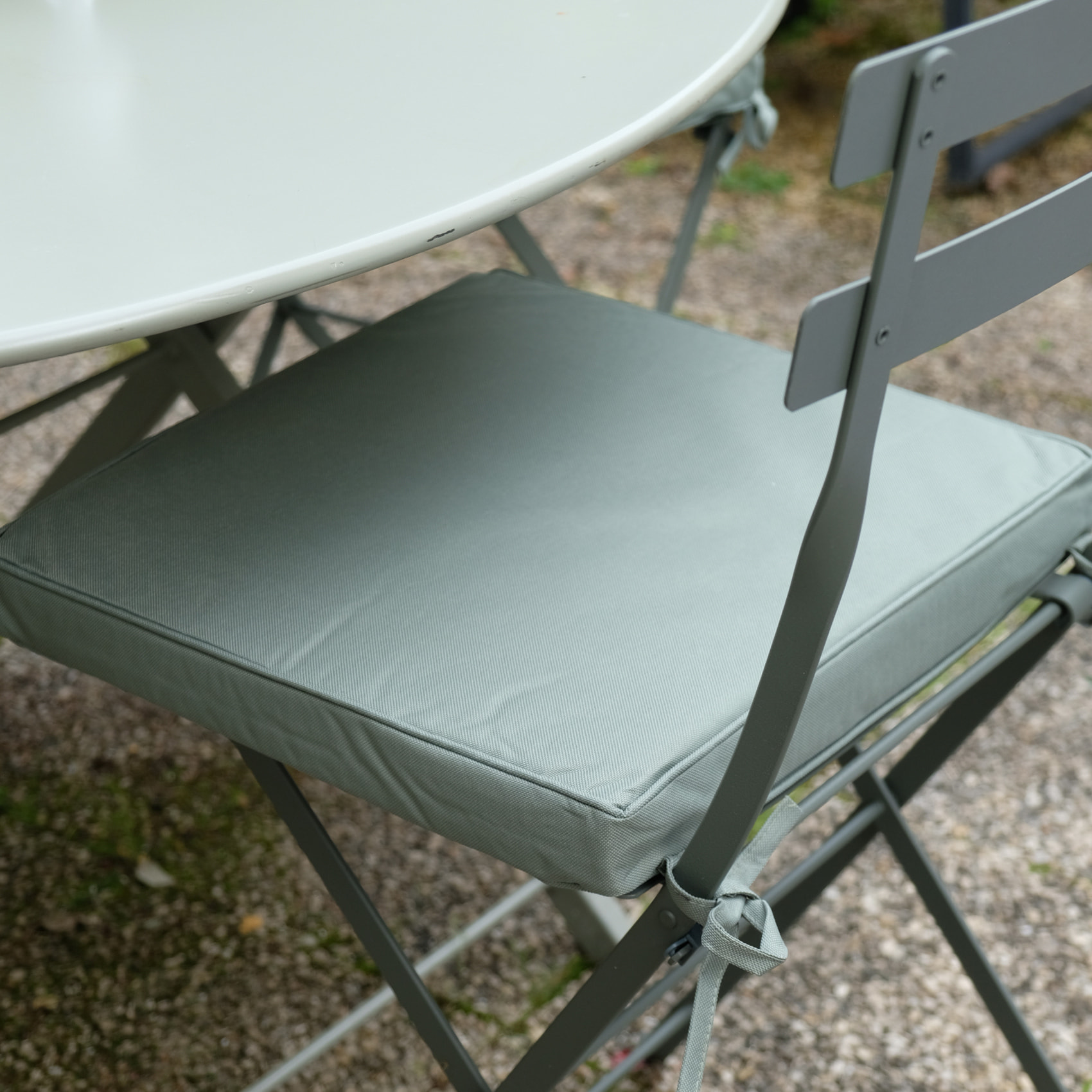 Galette de chaise extérieur imperméable et déhoussable MINORQUE - Vert Olive