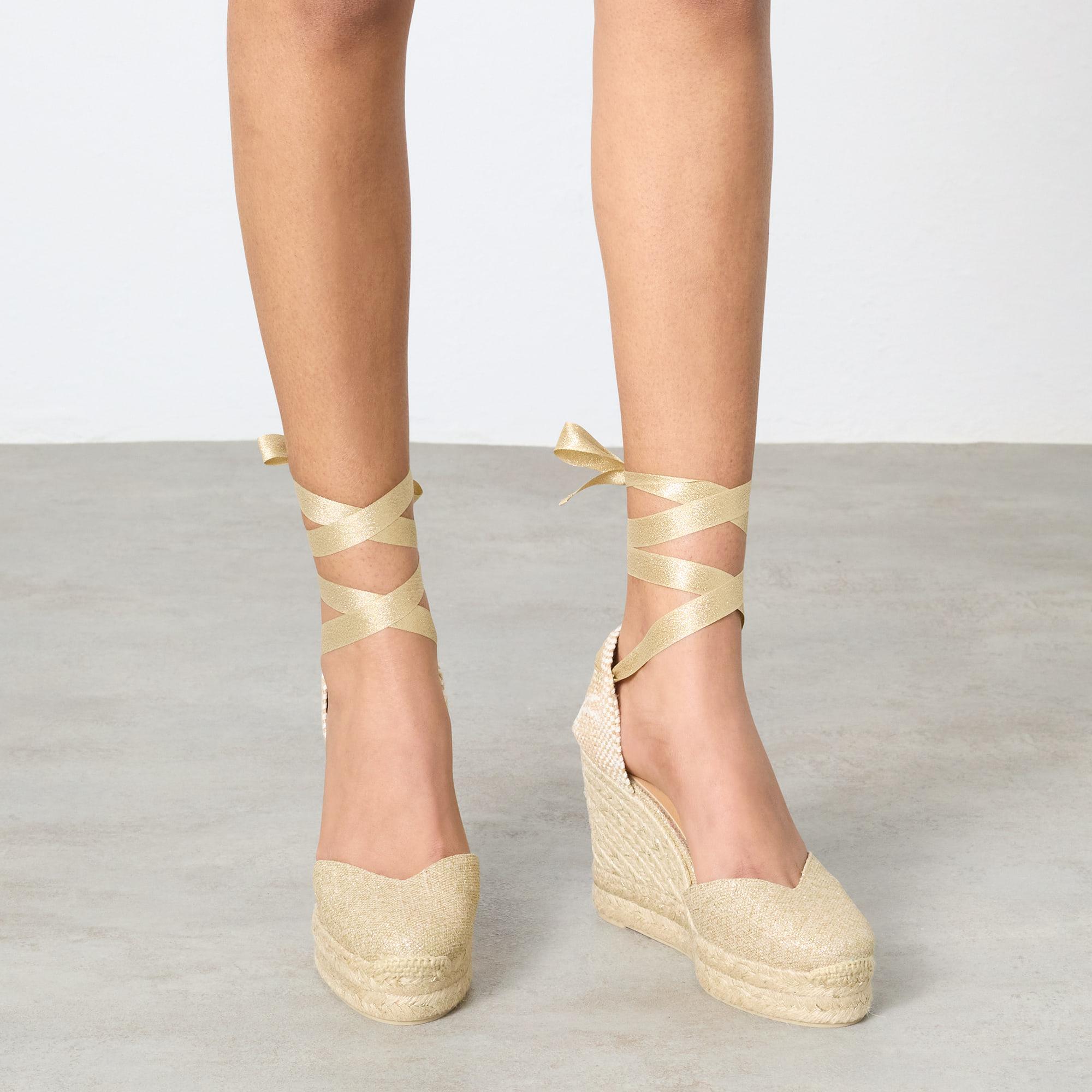 Alpargatas de cuña de mujer Chiara cierre mediante lazada y doble plataforma