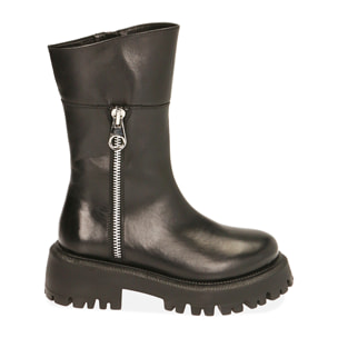 Moteras de cuero negro