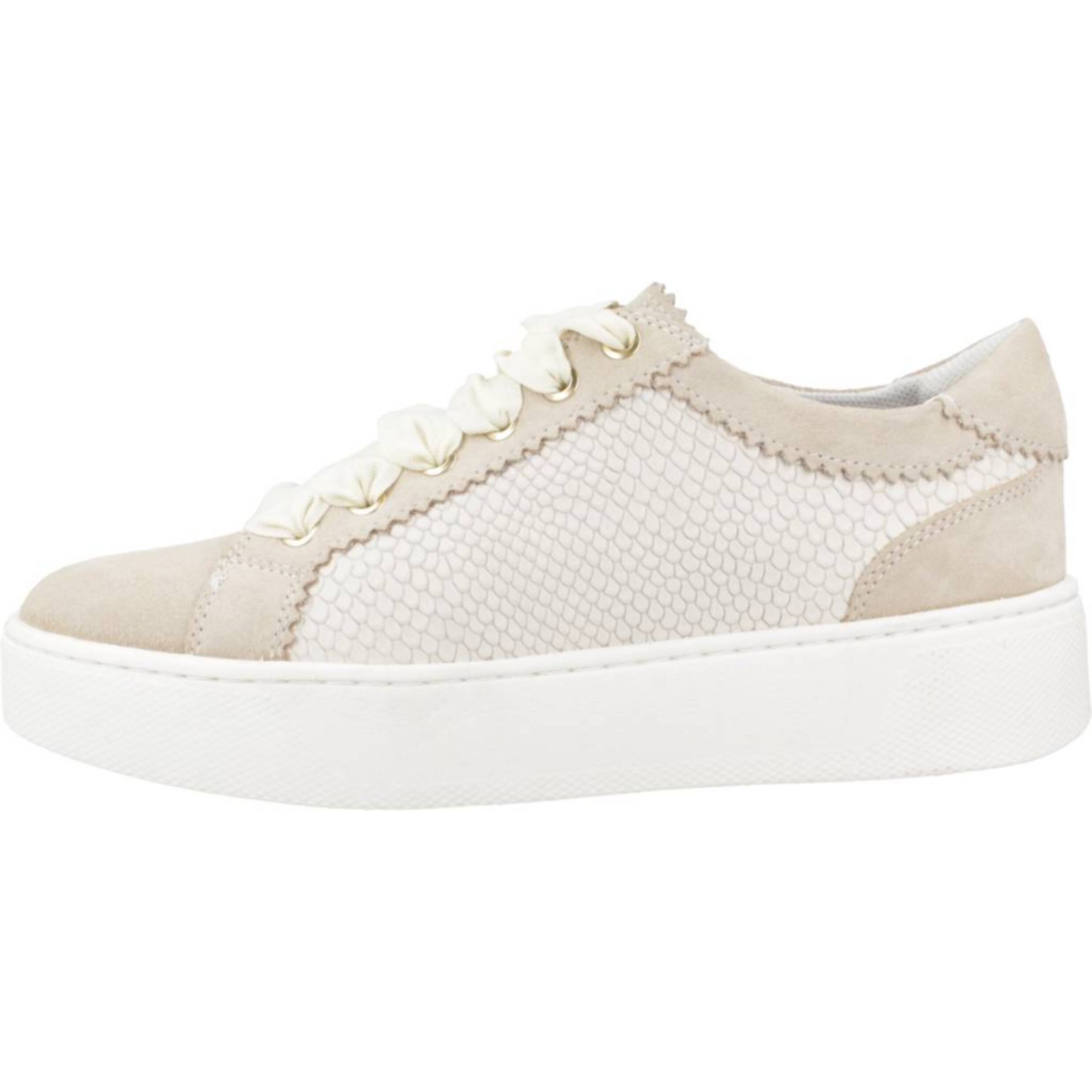 Sneakers de  Mujer de la marca GEOX  modelo D SKYELY Beige