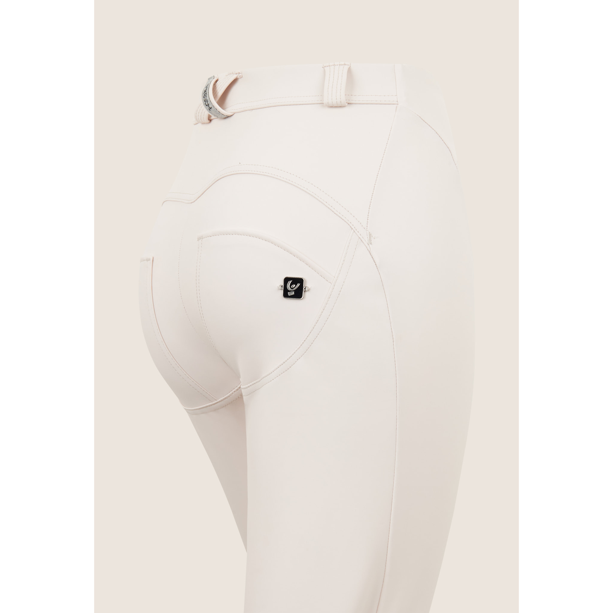 Pantaloni WR.UP® super flare in similpelle con vita regular