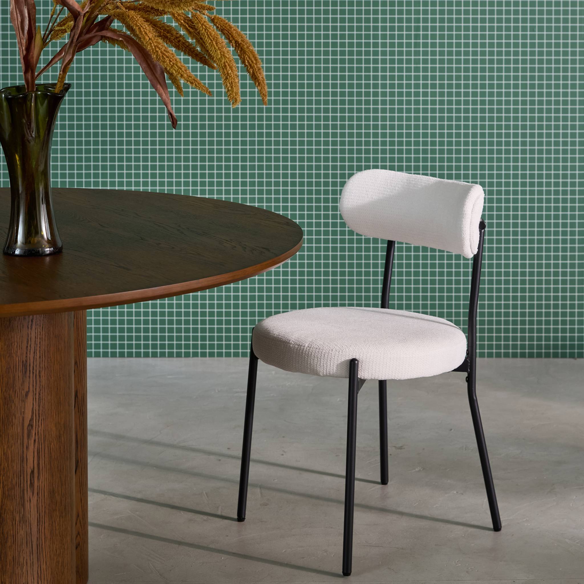 Lot de deux chaises métal et tissu chenille blanc L 47 x P 49 x H 76.5cm - Livia