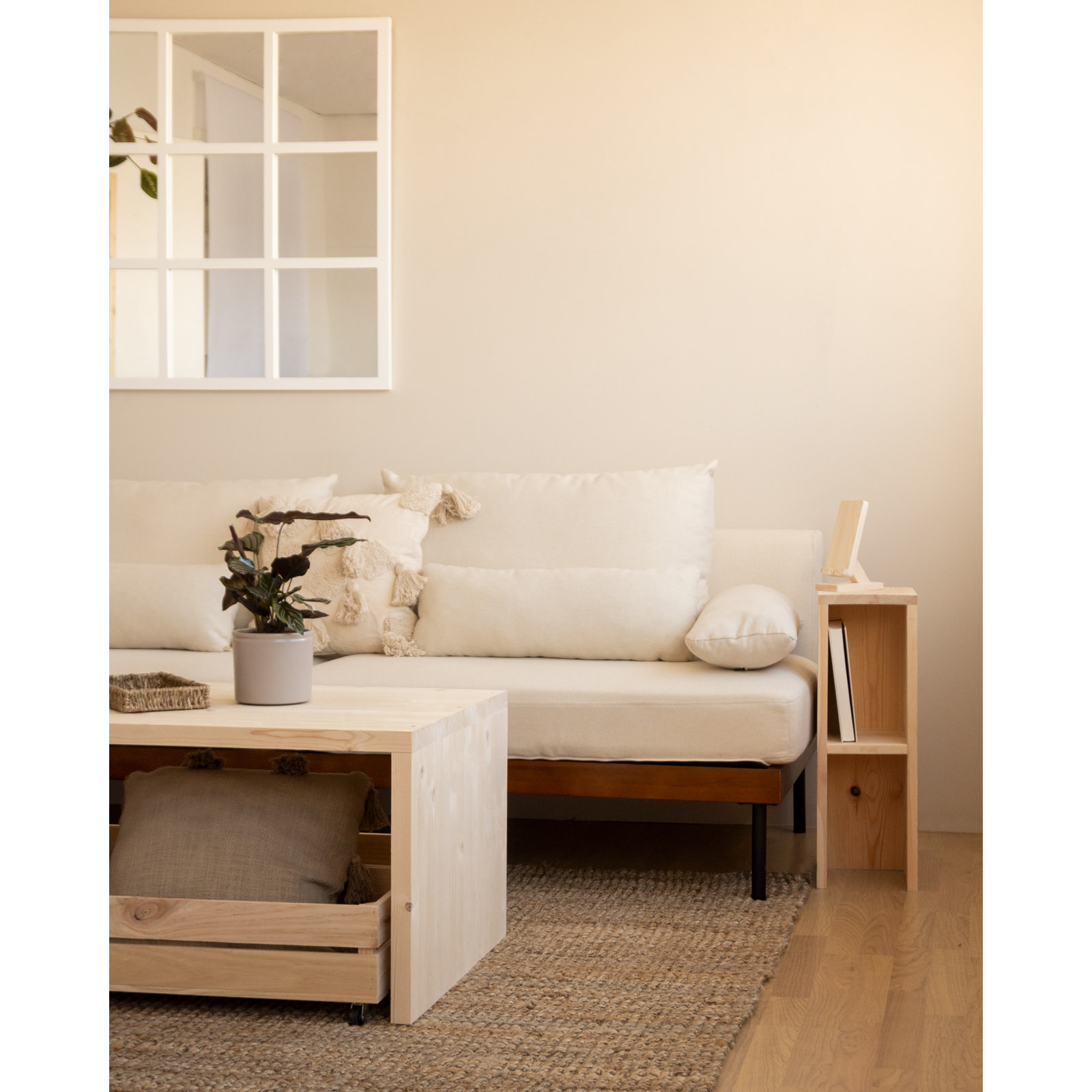 Table de chevet ou table d'appoint en bois massif ton naturel 60x20cm Hauteur: 60 Longueur: 20 Largeur: 20