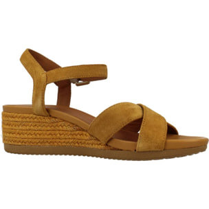 Sandalias Mujer de la marca GEOX  modelo D ISCHIA CORDA C Yellow