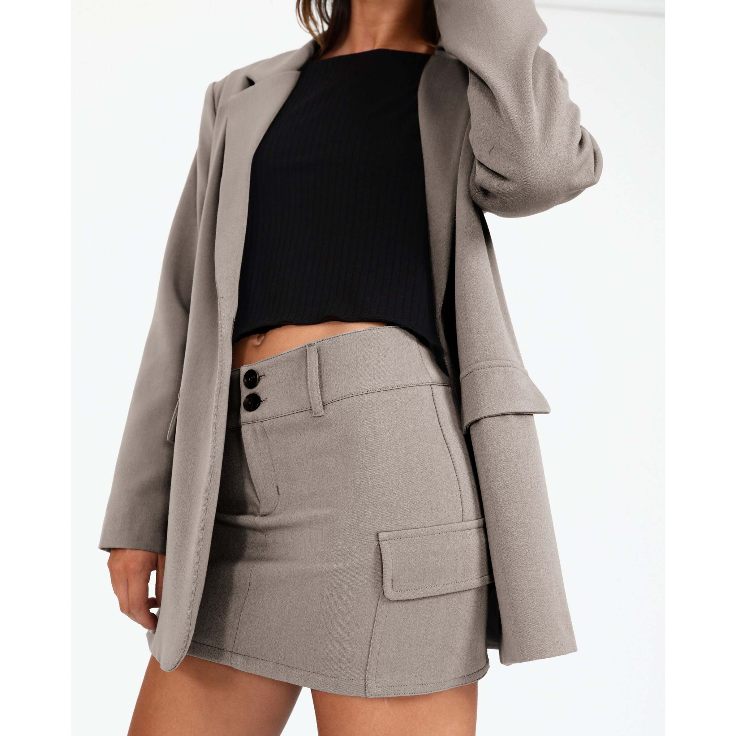 Mini falda cargo con bolsillos