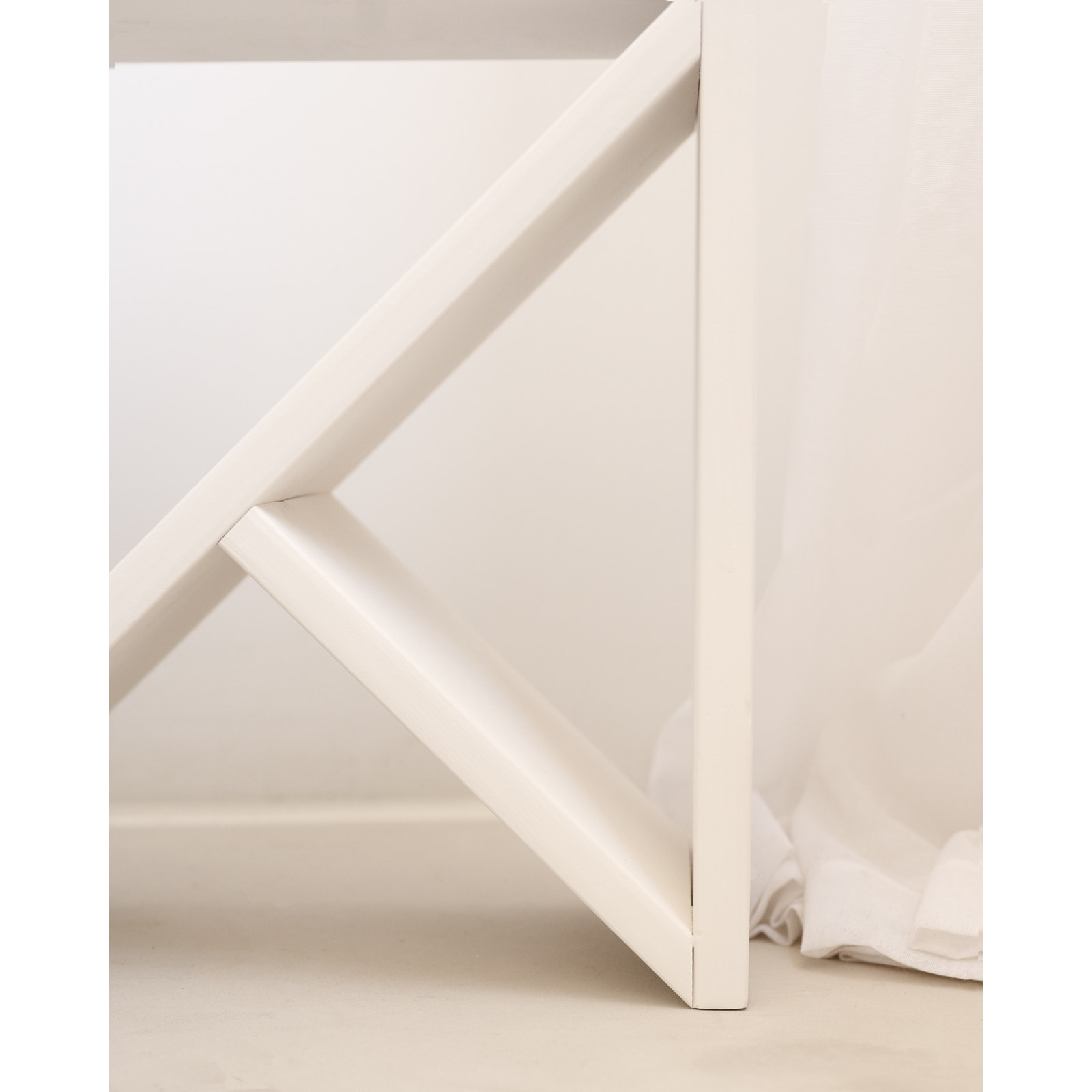 Pack 2 tables en bois massif blanc en différentes tailles