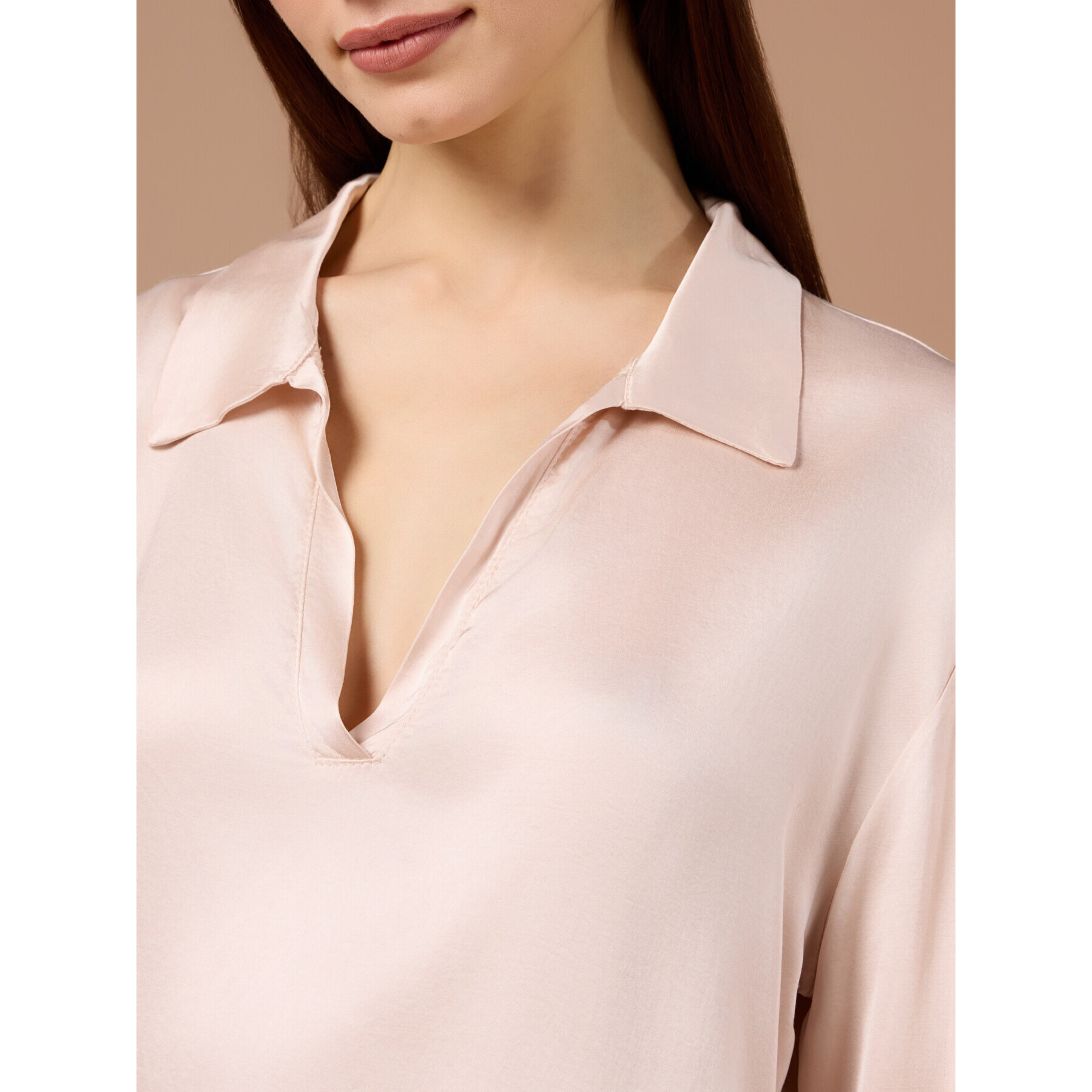 Oltre - Blusa in raso con scollatura a V - Rosa