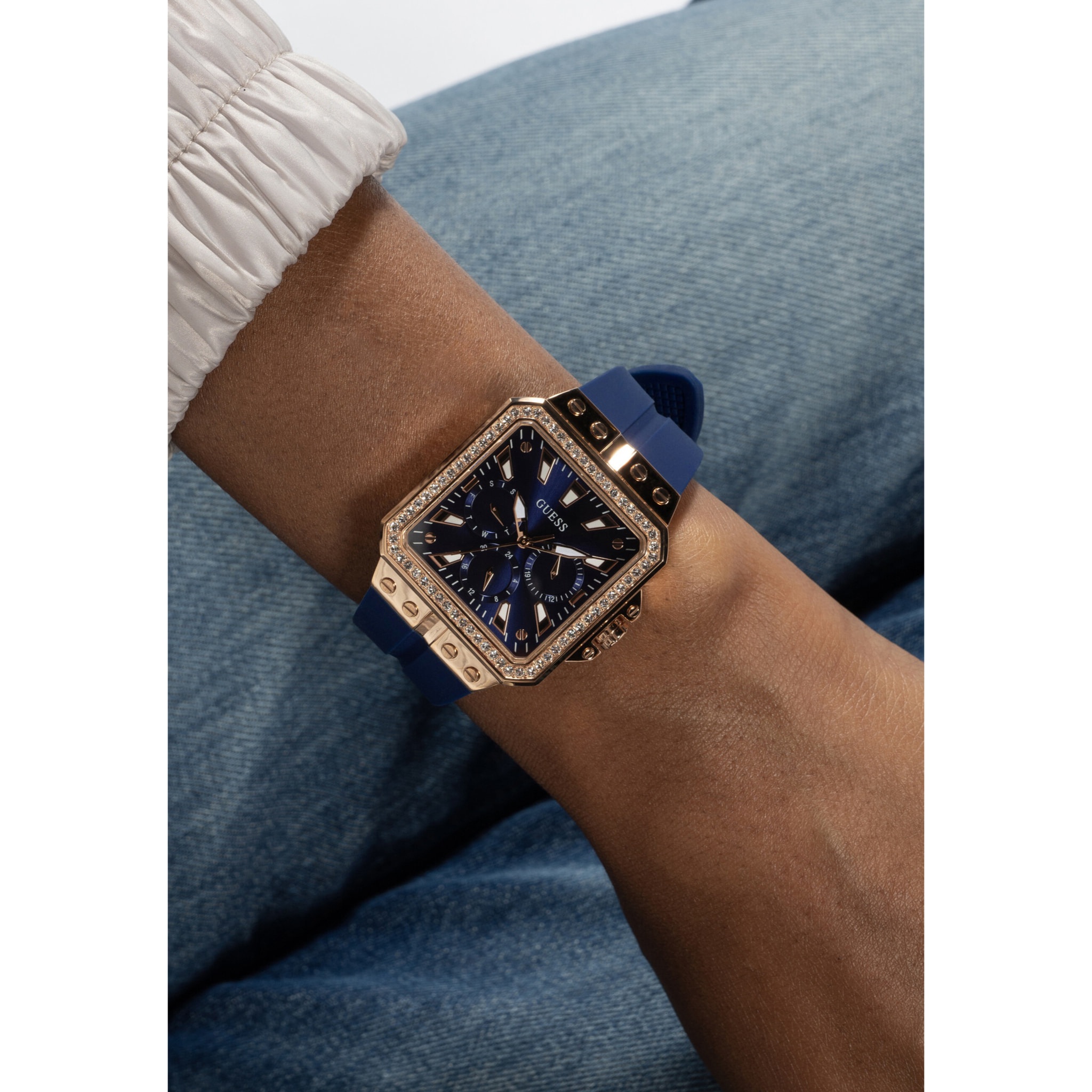 Guess Orologio Analogico Al Quarzo Libra