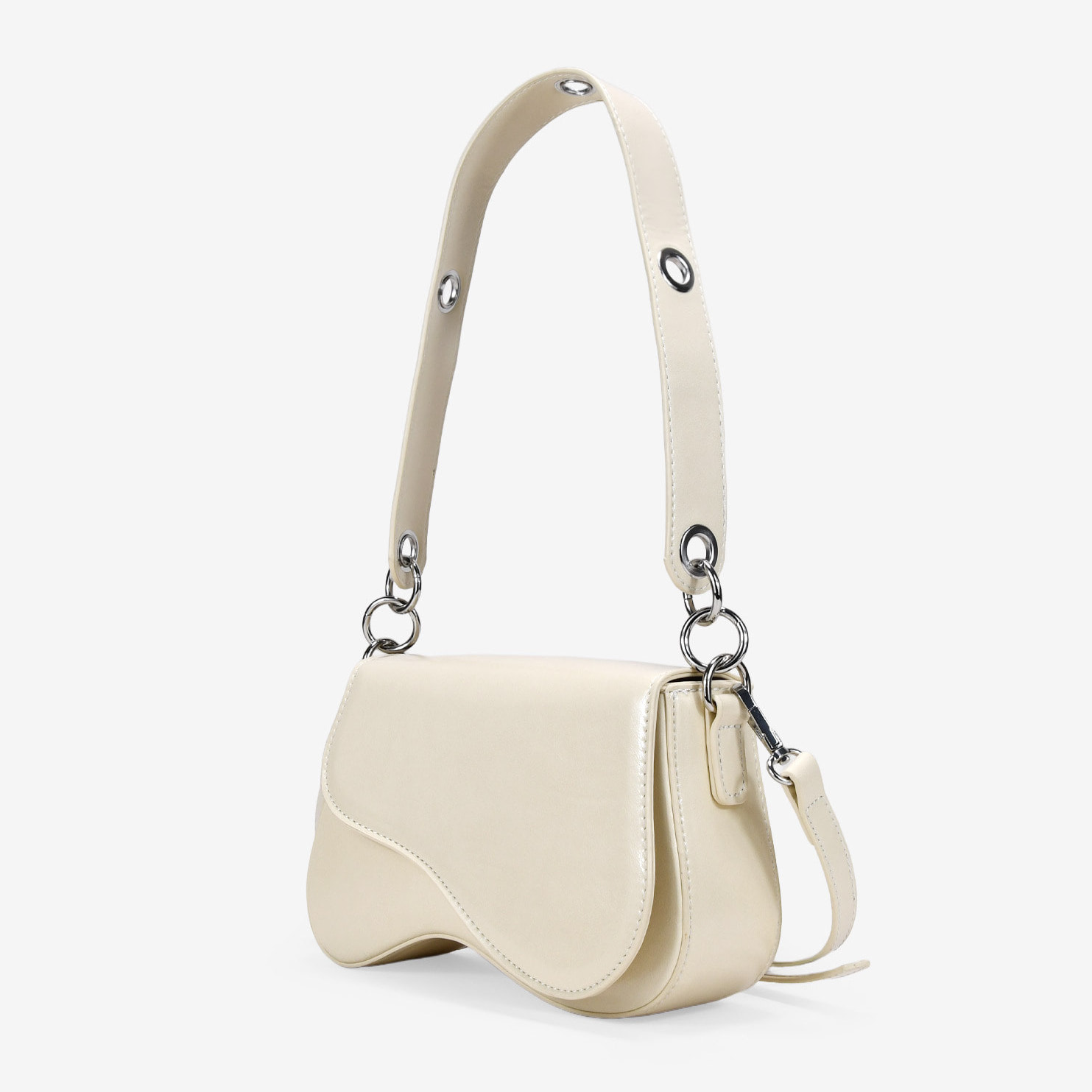 Bolso de hombro beige con solapa