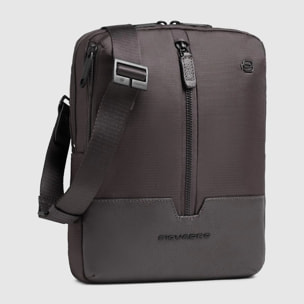 Piquadro Borsello porta iPad® in tessuto riciclato e pelle con protezione RFID