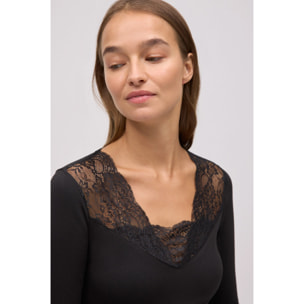 Maglietta termica con scollo a V e pizzo nero