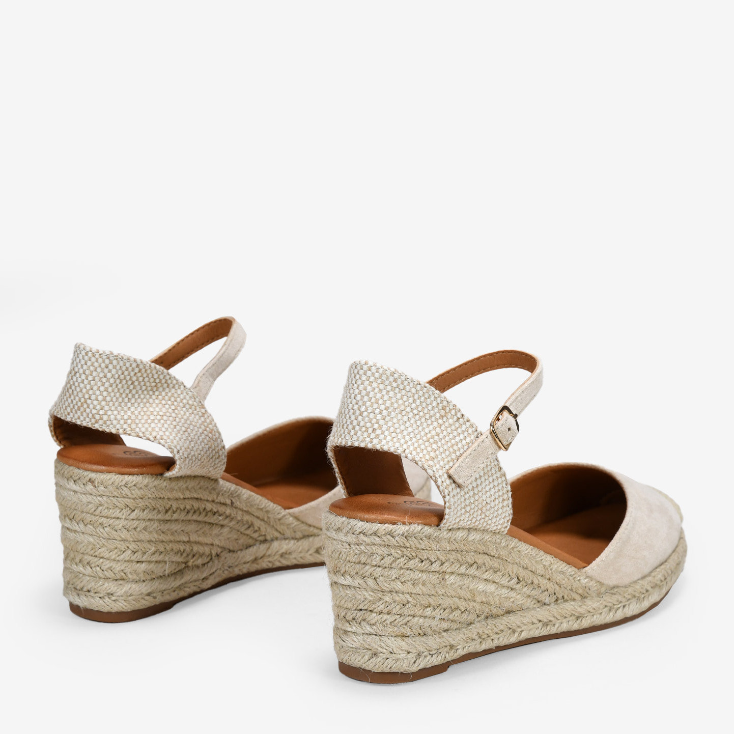 Alpargatas de cuña beige con esparto