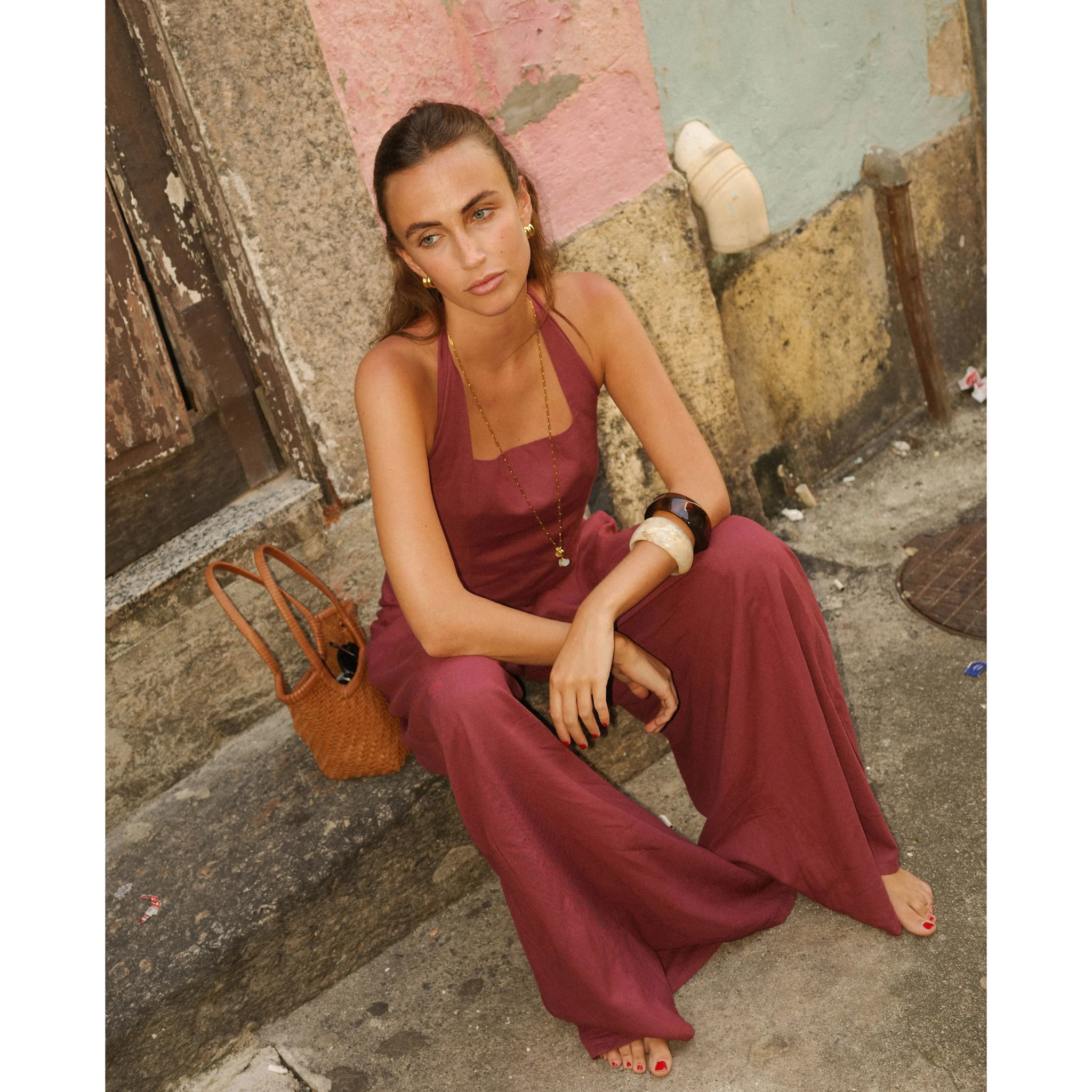 Top halter con lazada al cuello de mujer