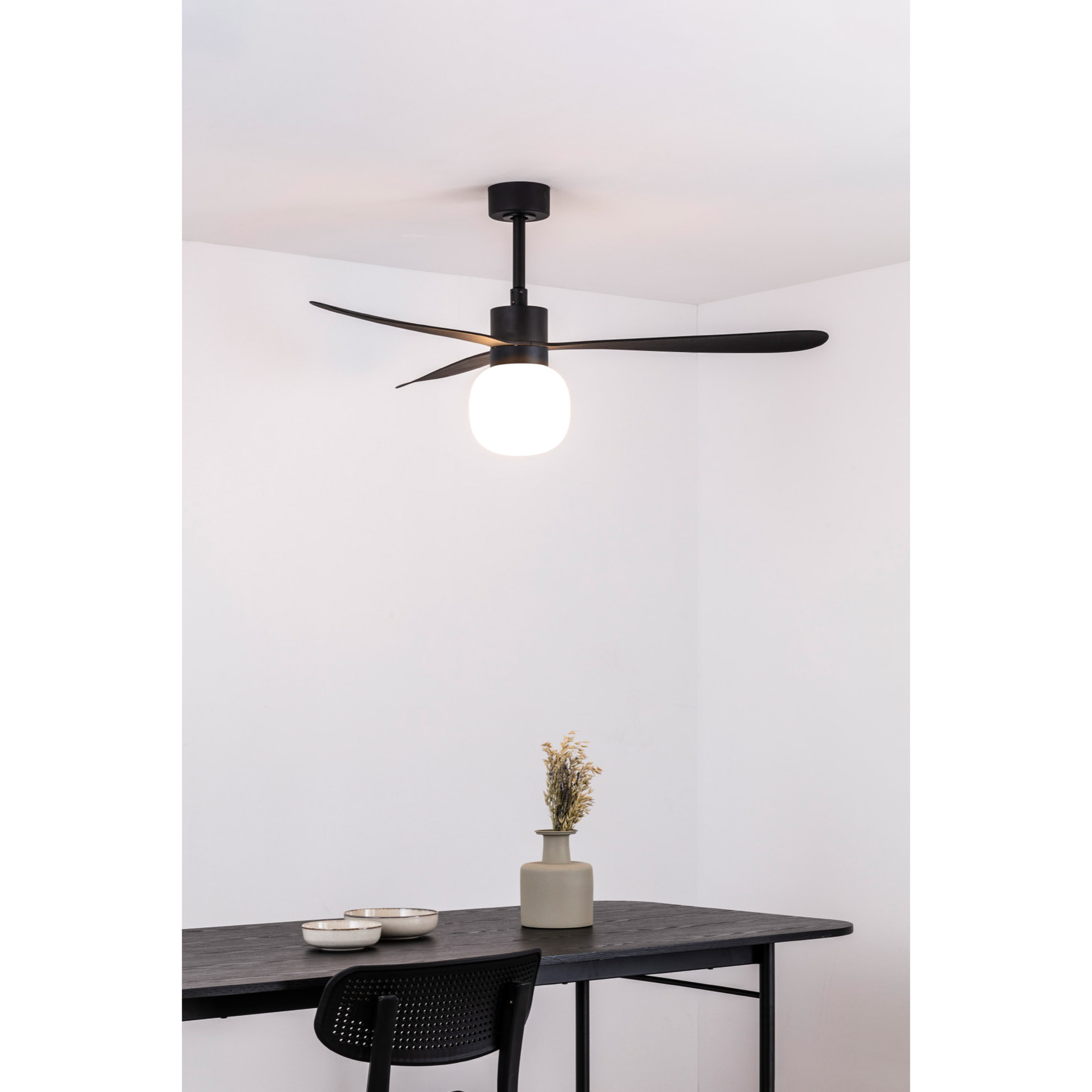 AMELIA L BALL LED ventilatore da soffitto nero