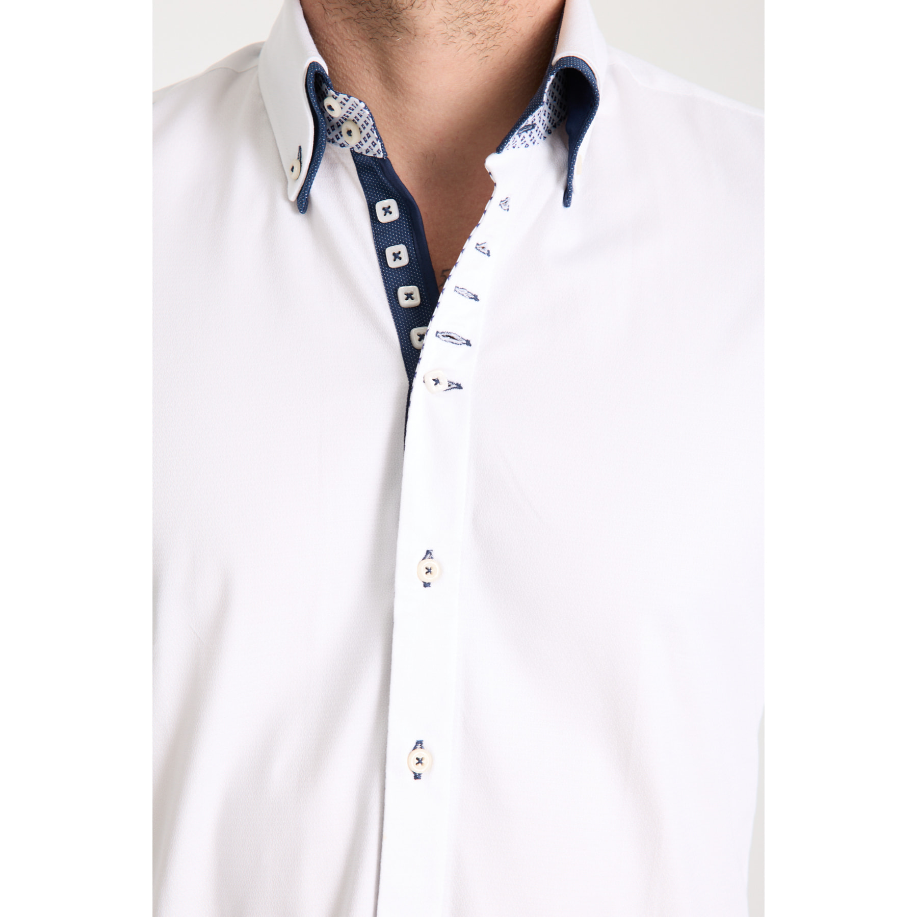 Camicia Uomo 2 Bottoni Button Down 7bottoni Doppio Coll Jacquard Fantasia Bianco e Bianco
