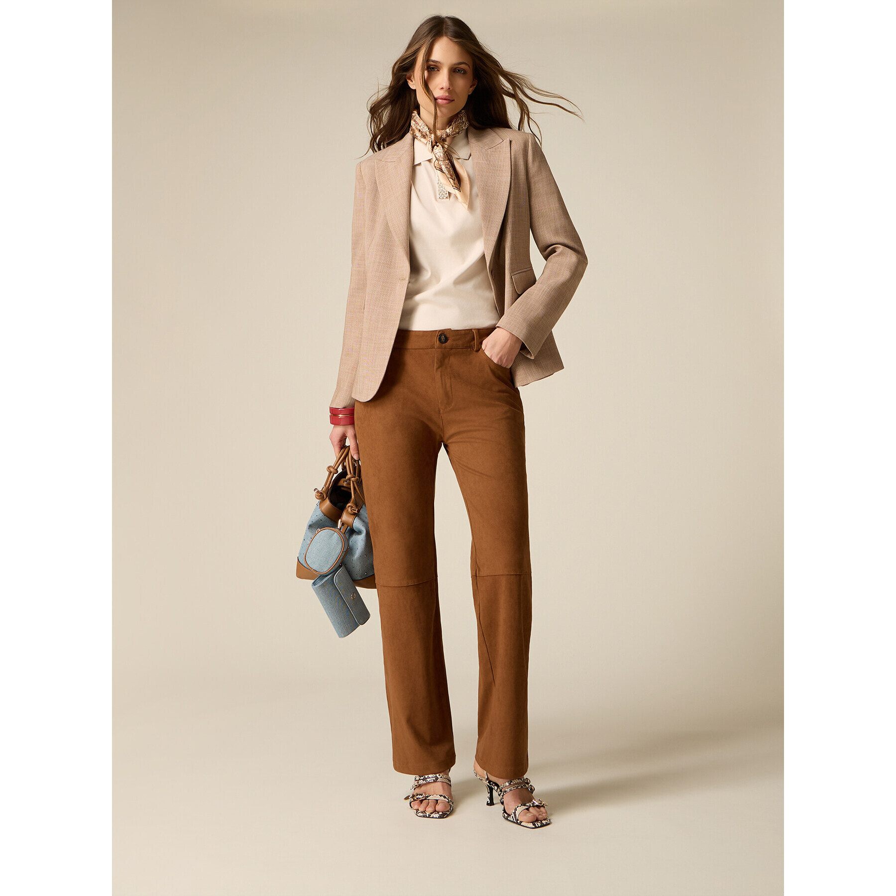 Oltre - Pantaloni flare in morbido tessuto - Marrone