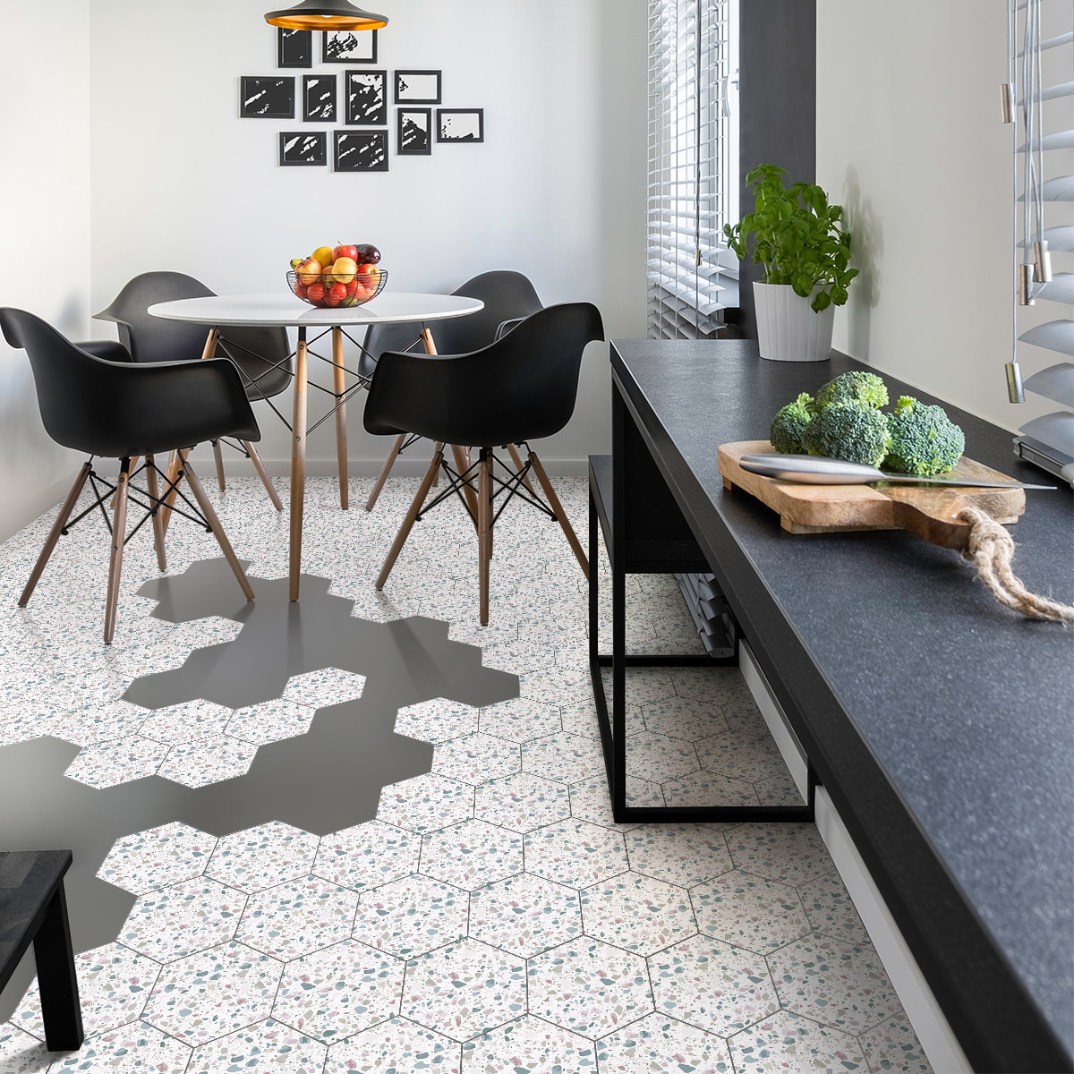 Sticker Sol avec laminat de Protection en Plastique Anti-dérapant | Stickers adhésif Sol - TOMETTES TERRAZZO NUCCIO -
