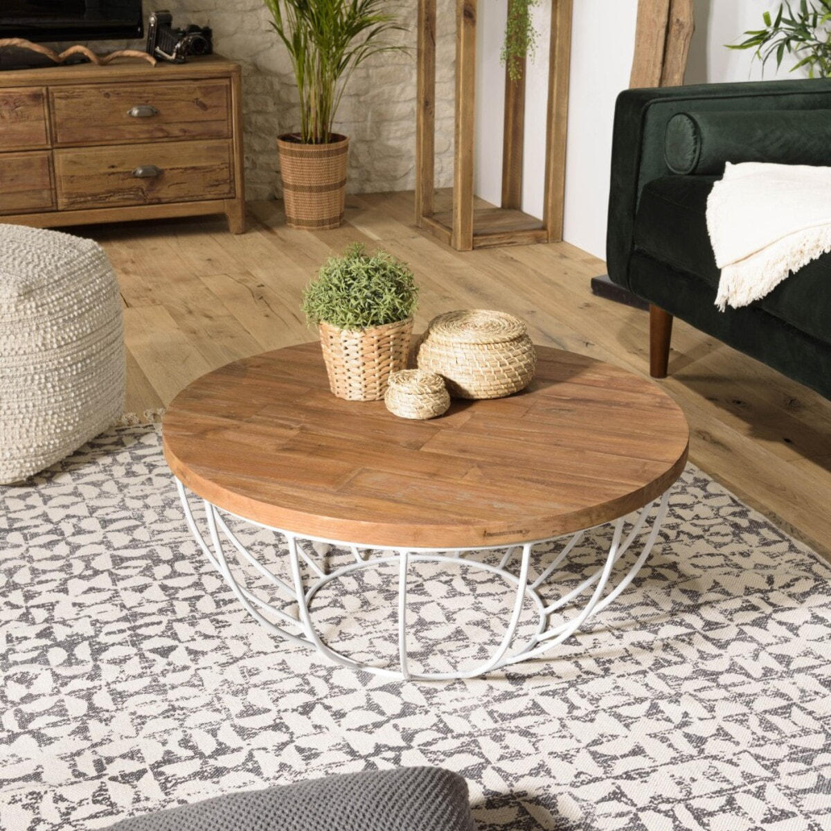 SIXTINE - Table basse coque ronde 80x80cm plateau teck recyclé piétement métal blanc