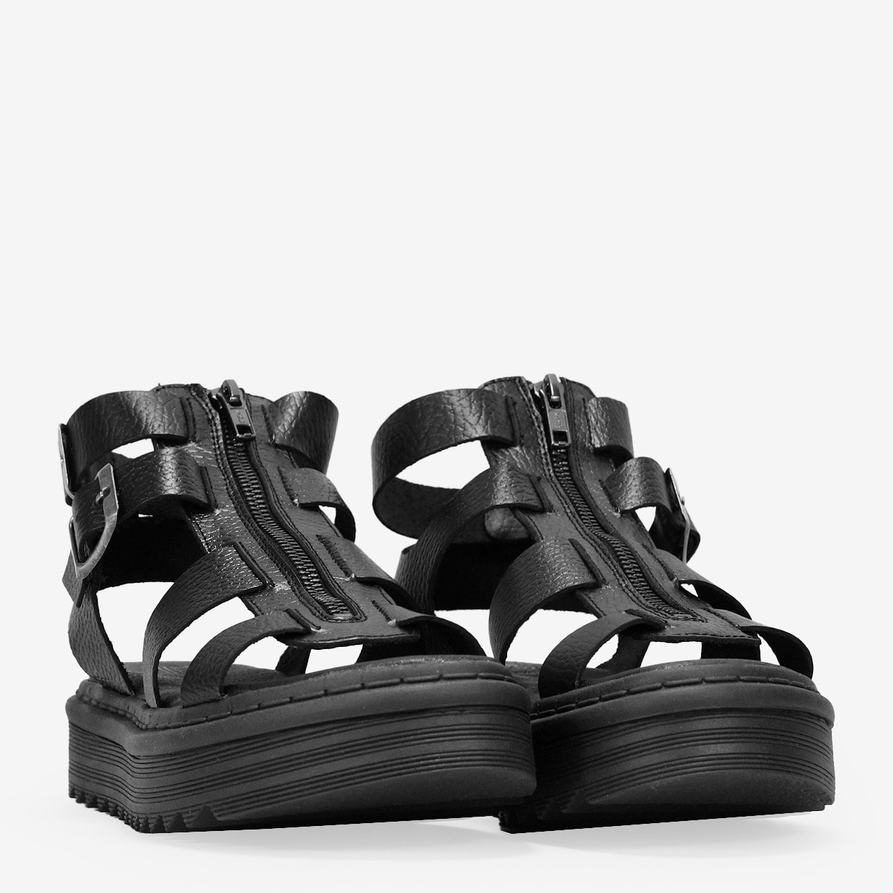 Sandalias cangrejeras negras en piel con cremallera