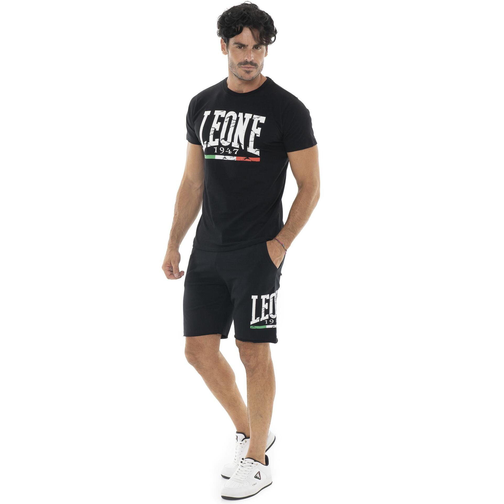 Completo set da uomo composto da t-shirt e pantaloncini vintage Leone Basic