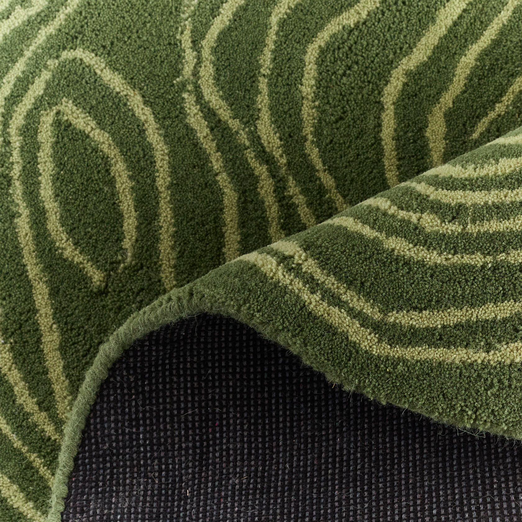 PANTONE - Tapis en laine fait main CEDRE BLANC à motif vert
