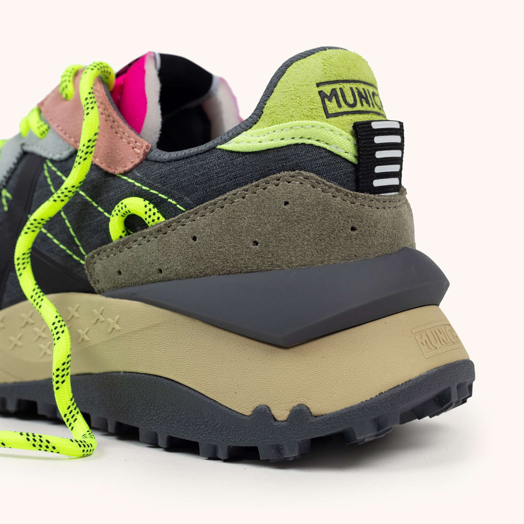 MUNICH SHIBUYA WMN 28