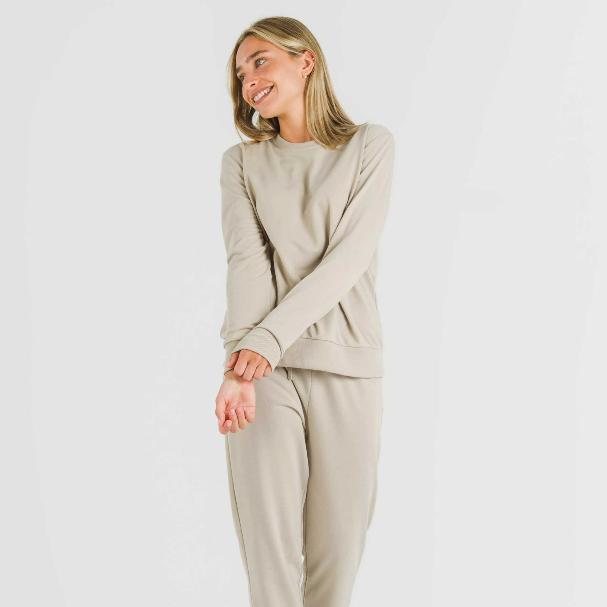 Pantalón largo básico deportivo beige