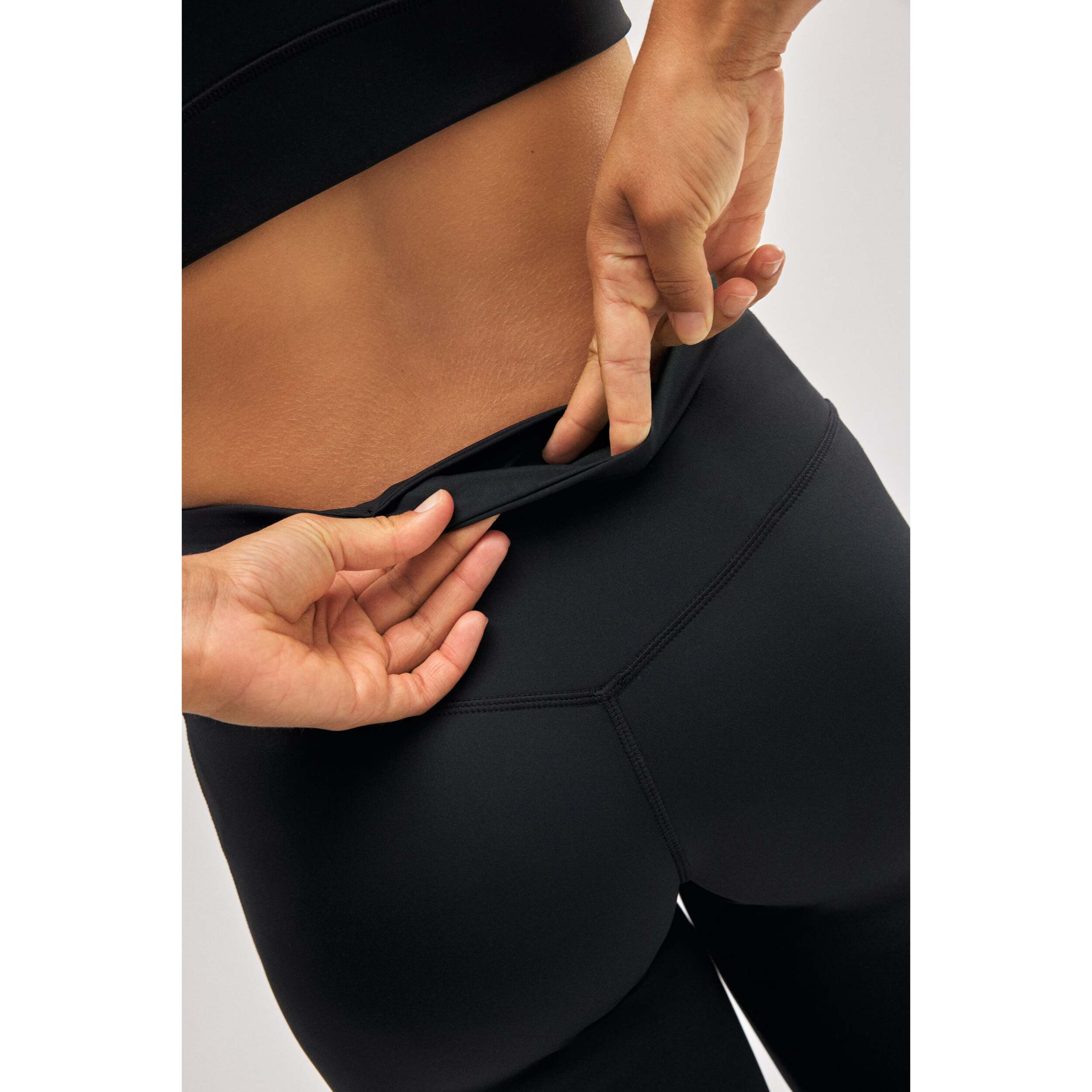 Leggings sportivi neri effetto push-up