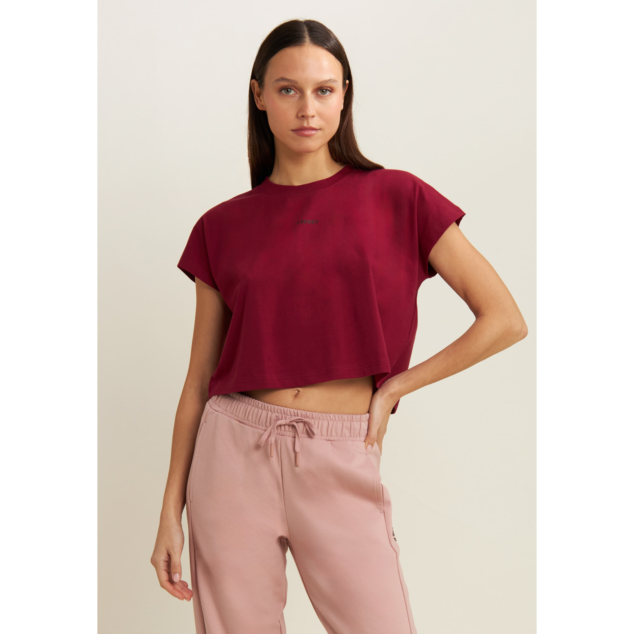 T-shirt donna con stampa sulle spalle