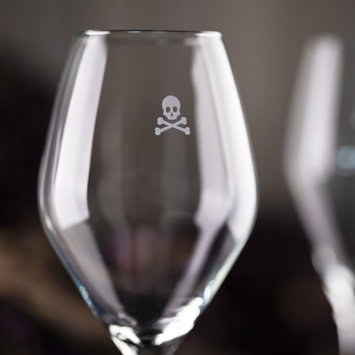 Juego de 2 copas de vino calavera 390ml en cristal scalpers home