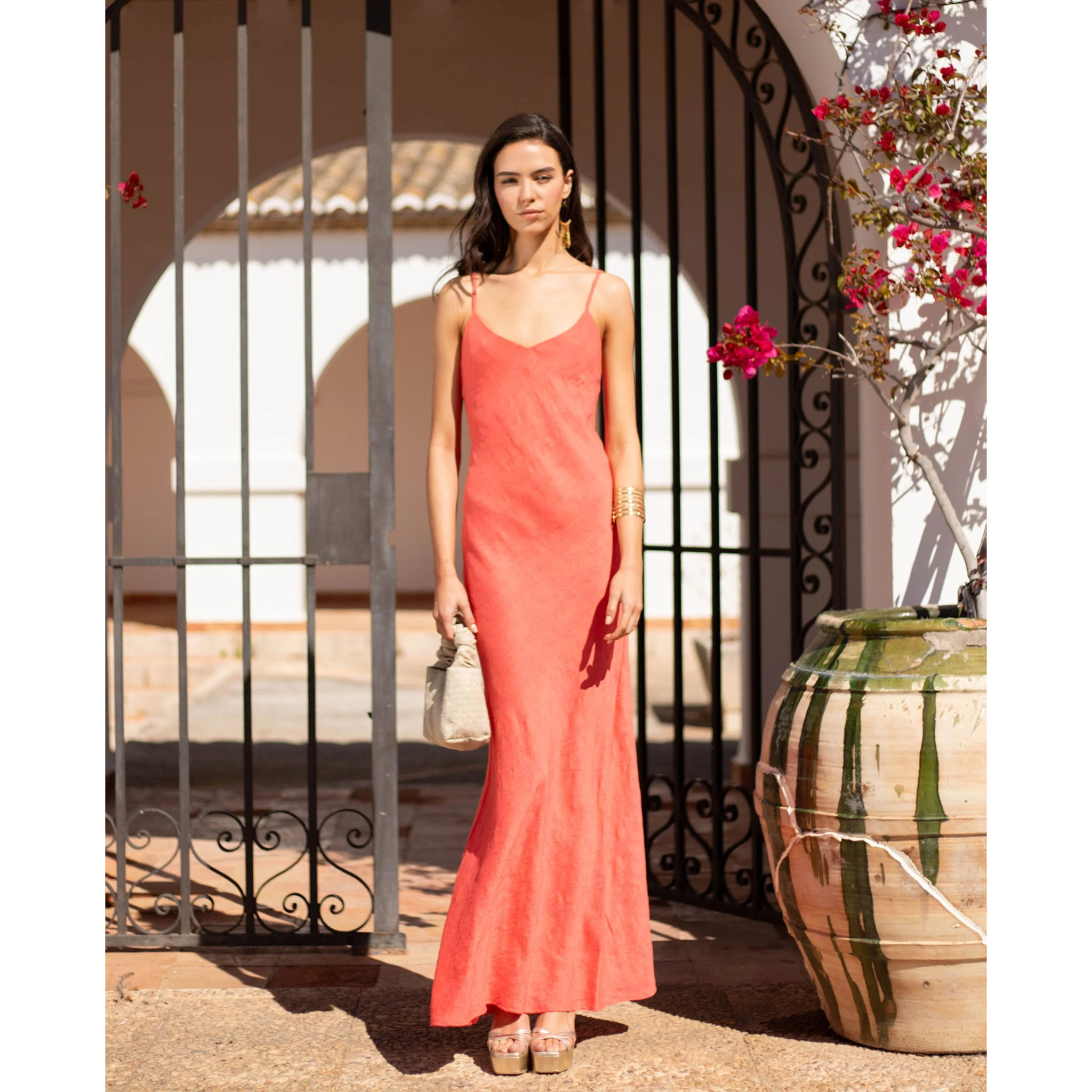 Vestido largo de tirantes
