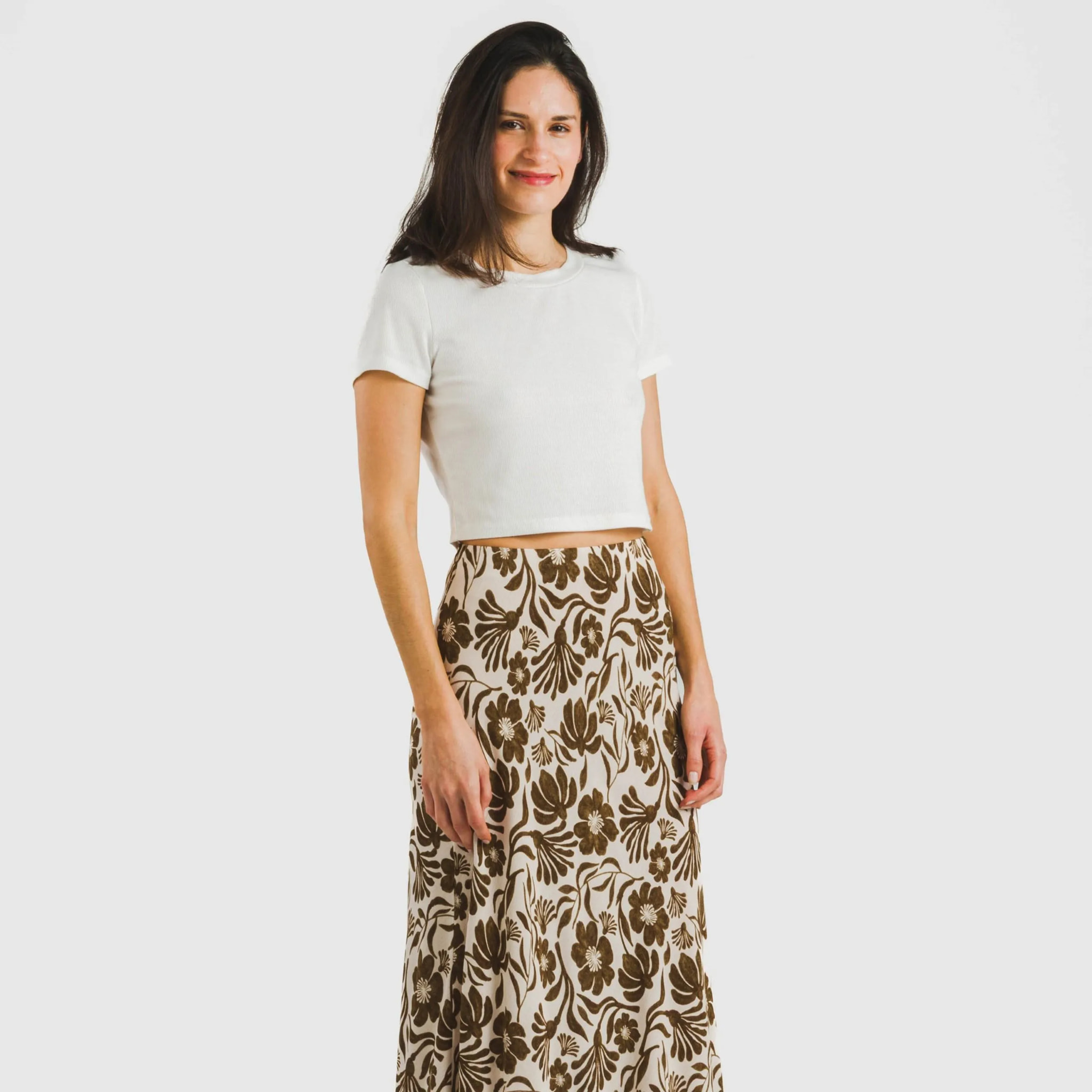 Falda midi viscosa bambula Alexis Marrón