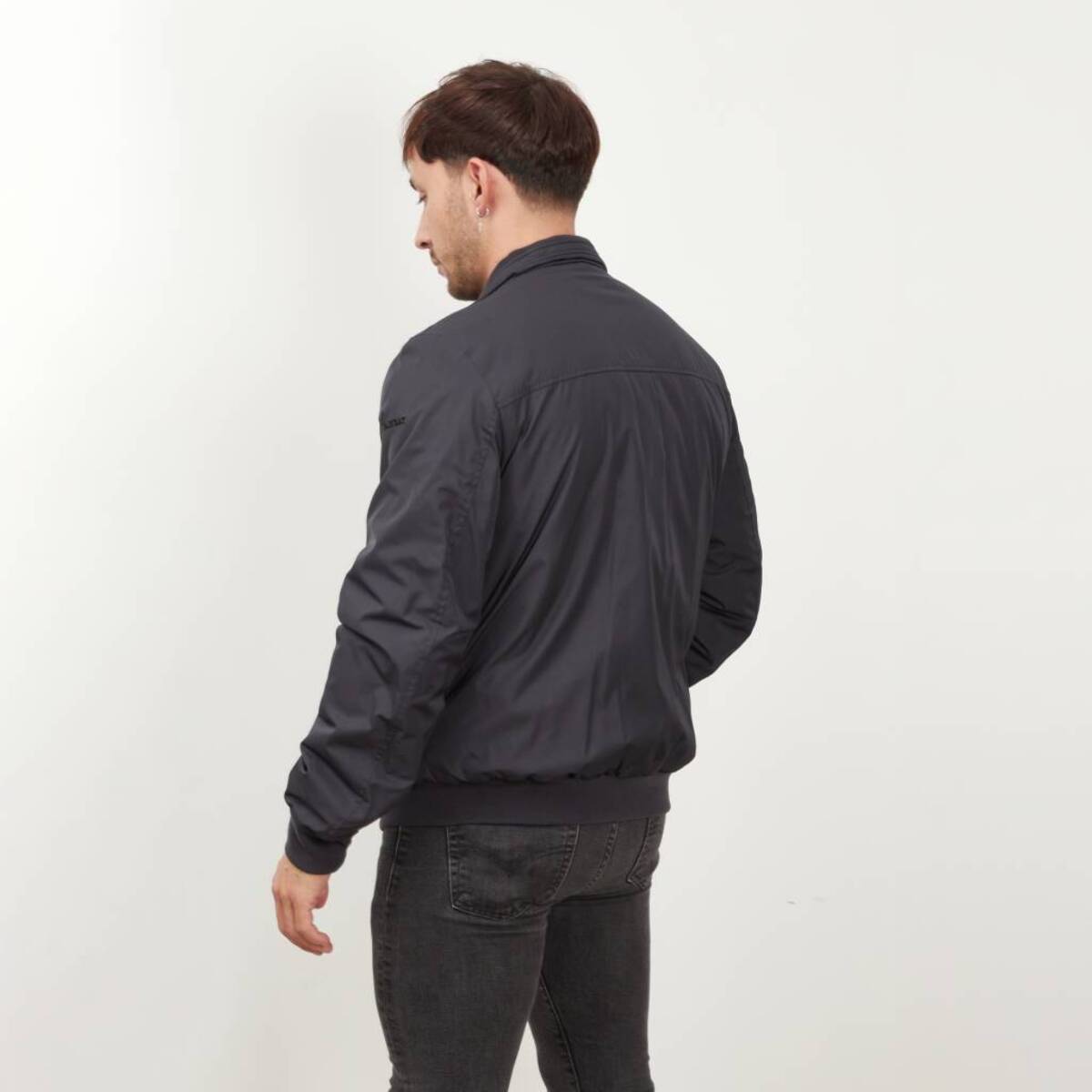 Abrigos Hombre de la marca GEOX  modelo M0420C T2676 M VINCIT BOMBER NEGRO