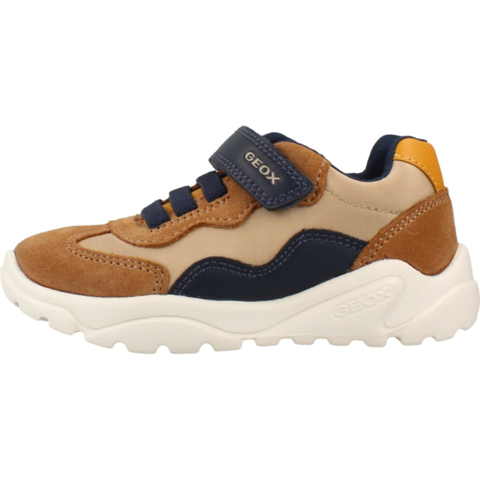 Zapatillas Niño de la marca GEOX  modelo B CIUFCIUF B MULTICOLOR