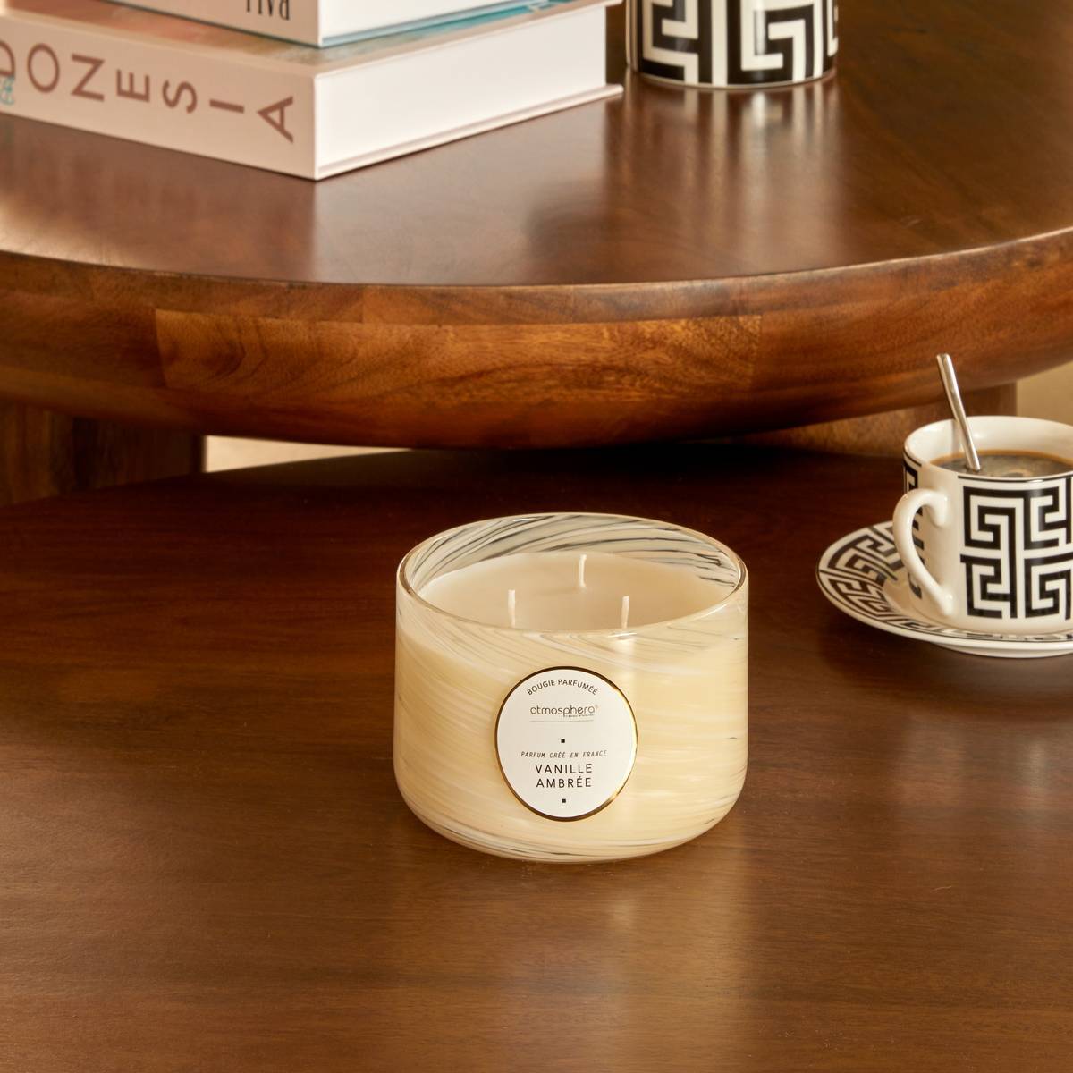 Bougie parfumée 540g Wavy Vanille ambrée