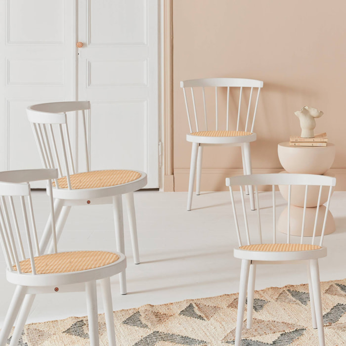 Lot de 4 chaises blanches en bois et cannage. Nora. L 53 x P 53.5 x H 76cm