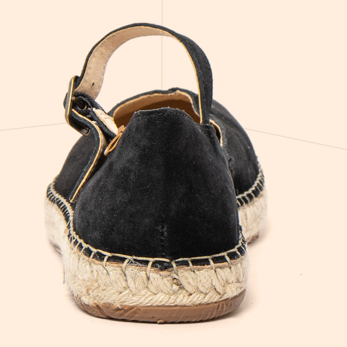 Zapatos N679 SILK SUEDE BLACK / CAMPOS color Black