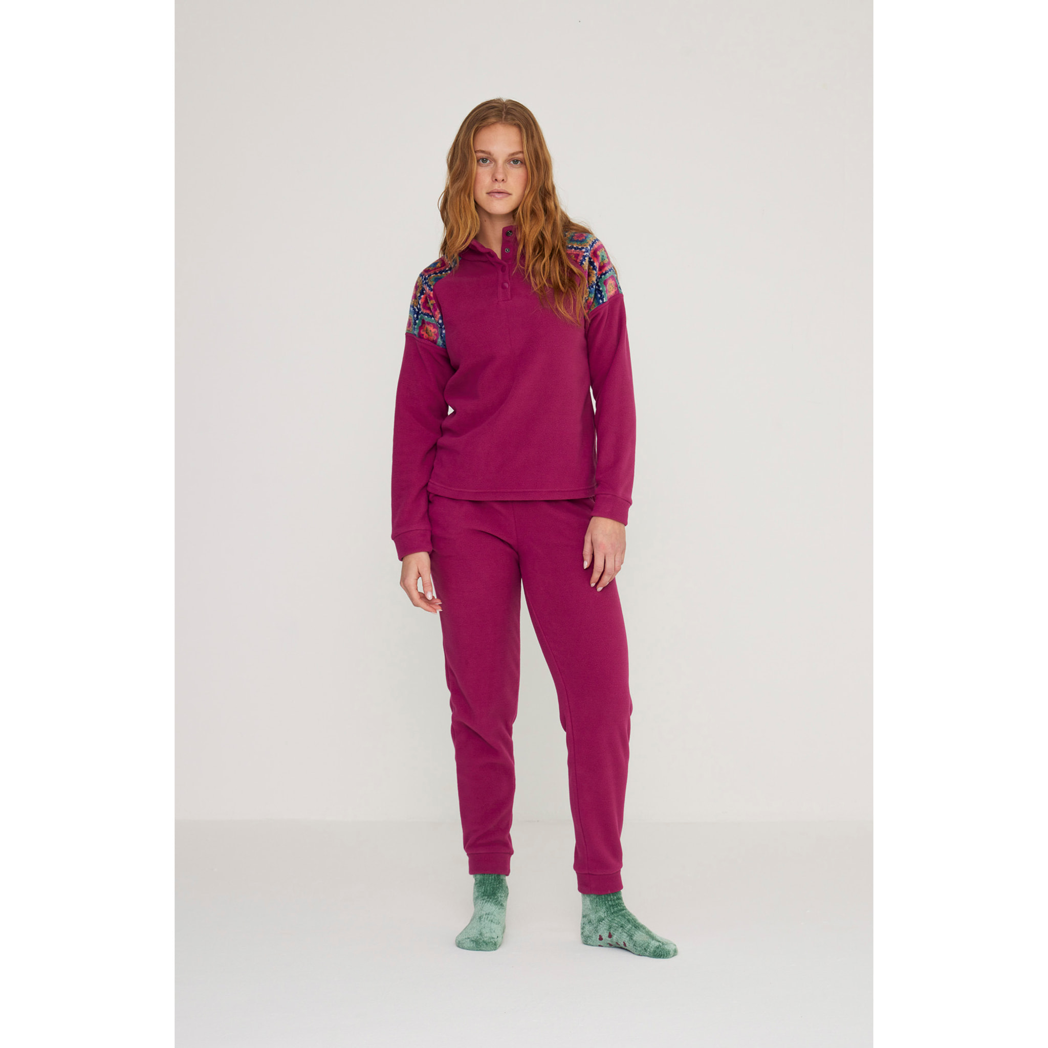 Pigiama donna folk in pile con collo a quattro bottoni Noidinotte