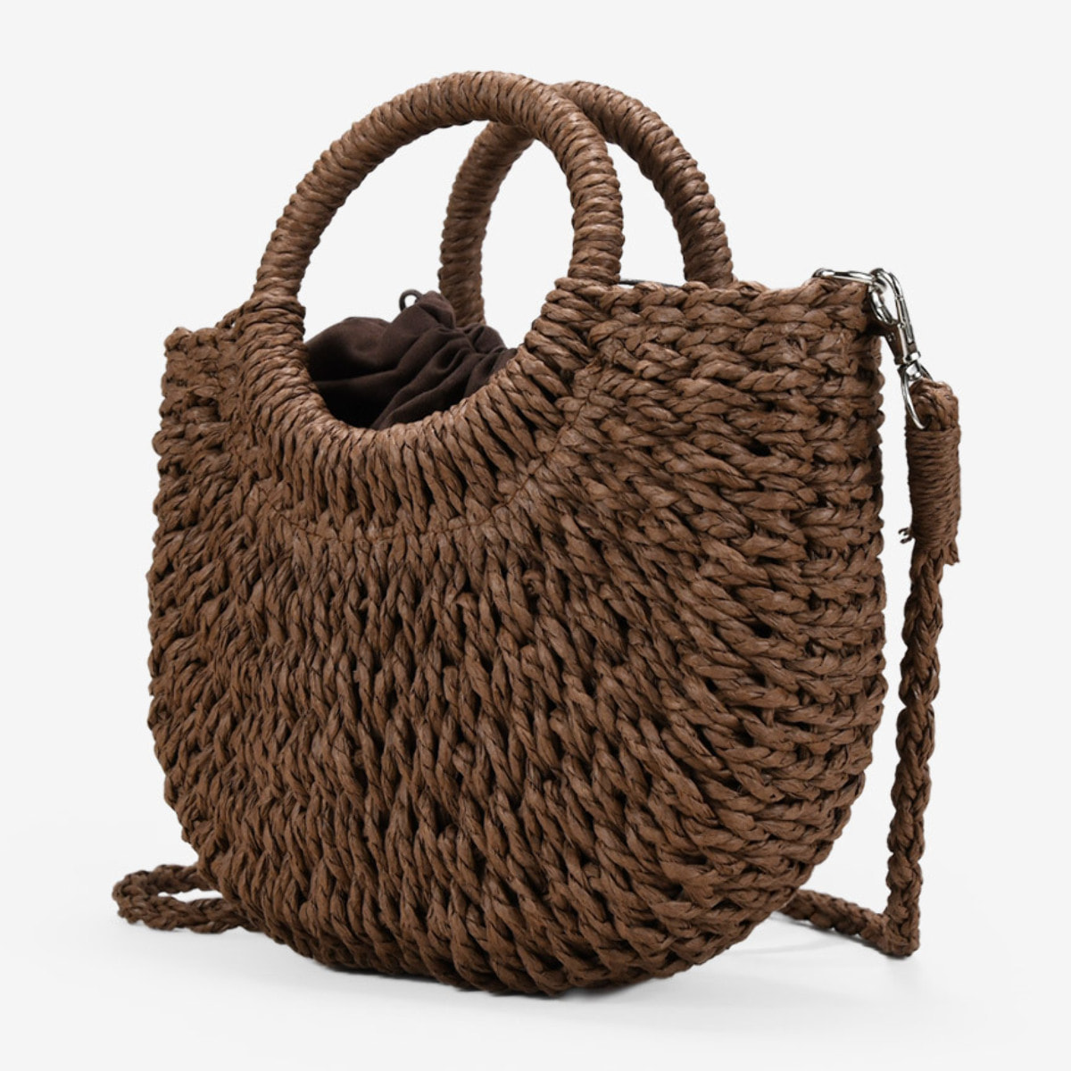 Bolso de esparto marrón tipo canasto