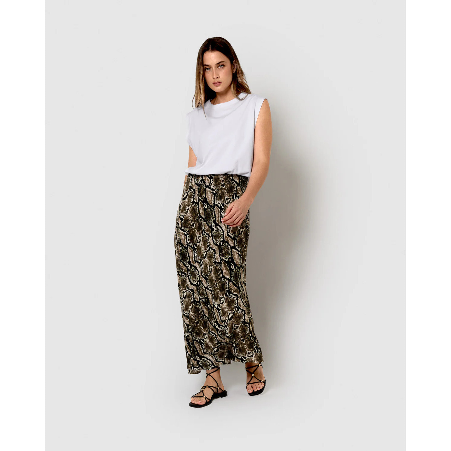 Falda midi bambula detalles plisados brisa marrón